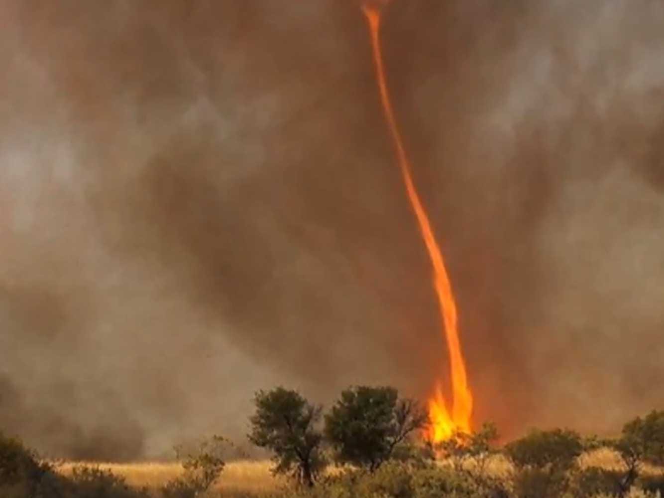 fire-tornadoes-ripped-through-the-australian-outback-last-week.jpg
